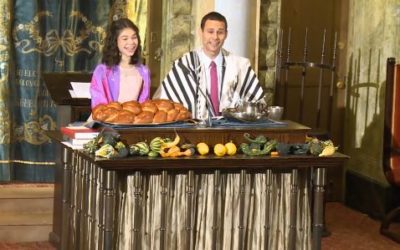 Cantor Azi Schwartz (Park Avenue Synagogue) singing ‘Adon Olam’ to the tune of ‘You’ll Be Back’ from the musical Hamilton.